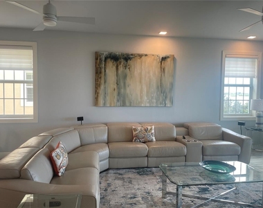 260 Hidden Bay Drive - Photo Thumbnail 11