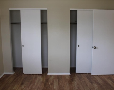 2423 60th Avenue W - Photo Thumbnail 18