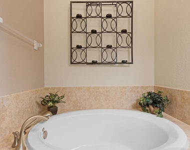 416 Winding Brook Lane - Photo Thumbnail 31