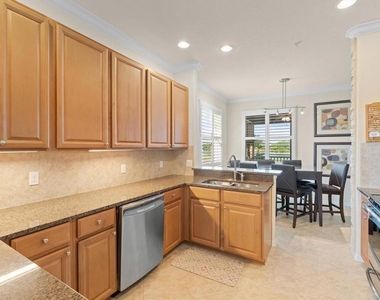 416 Winding Brook Lane - Photo Thumbnail 18