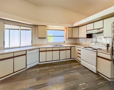 3957 Proctor Road - Photo Thumbnail 4