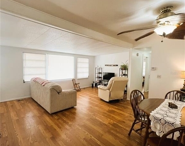 6916 Marlin Lane - Photo Thumbnail 3