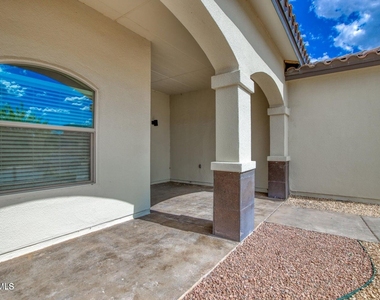 2148 William Caples Street - Photo Thumbnail 2