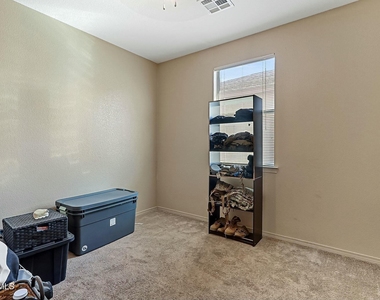 13142 Saker Drive - Photo Thumbnail 19