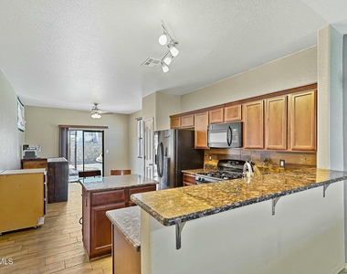 13142 Saker Drive - Photo Thumbnail 6