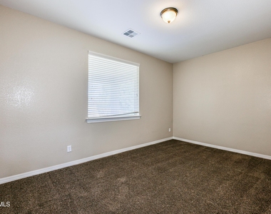 5525 Valley Cedar Drive - Photo Thumbnail 20