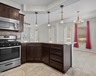 12148 Cherry Wood Lane - Photo Thumbnail 14