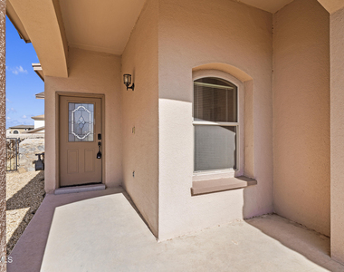 12148 Cherry Wood Lane - Photo Thumbnail 4