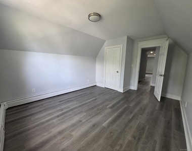 106-108 Butler Street - Photo Thumbnail 13