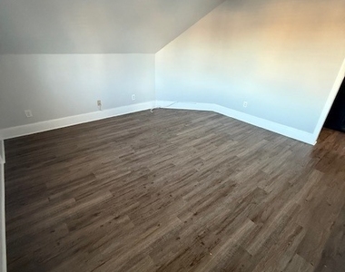 41 Alfred Street - Photo Thumbnail 10