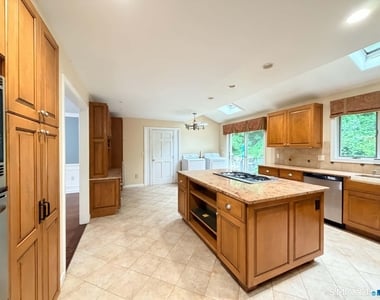 144 Munn Road - Photo Thumbnail 5