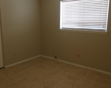 10345 Biscaine Street - Photo Thumbnail 13
