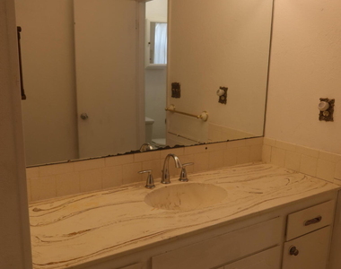 10345 Biscaine Street - Photo Thumbnail 17