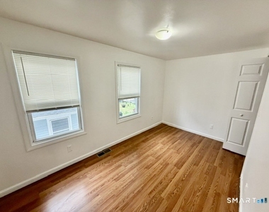 837 Washington Avenue - Photo Thumbnail 4