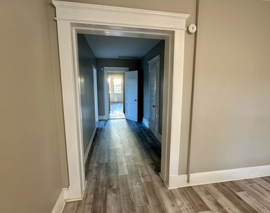 233 Cooke Street - Photo Thumbnail 9