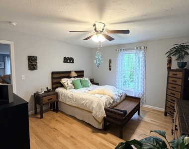 27 Hummingbird Way - Photo Thumbnail 5
