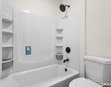 704 Maple Street - Photo Thumbnail 11