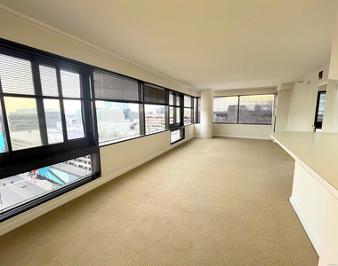 127 Greyrock Place - Photo Thumbnail 3