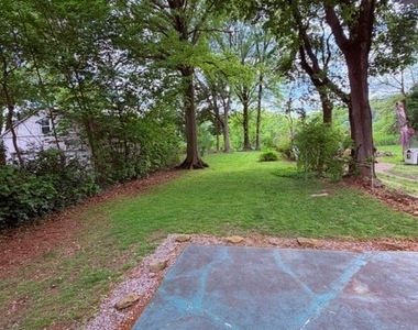 634 Maple Ln - Photo Thumbnail 10