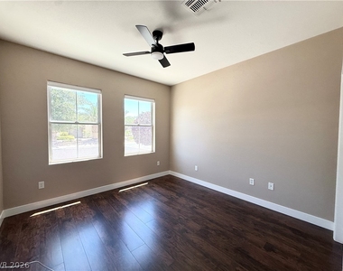 1895 Wallingford Street - Photo Thumbnail 14