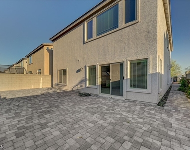 624 Stone Hammer Avenue - Photo Thumbnail 17
