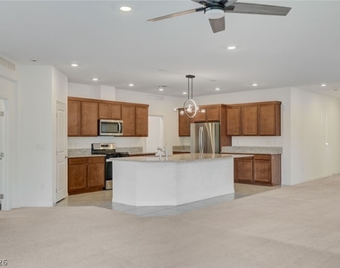 624 Stone Hammer Avenue - Photo Thumbnail 2