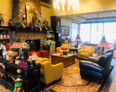 5827 Corbin Avenue - Photo Thumbnail 26