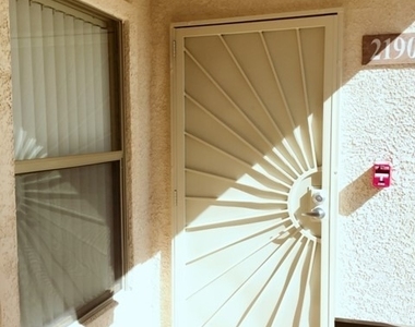 8000 Badura Avenue - Photo Thumbnail 3