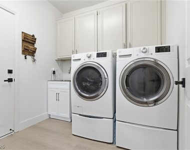11063 Pegasus Drive - Photo Thumbnail 54