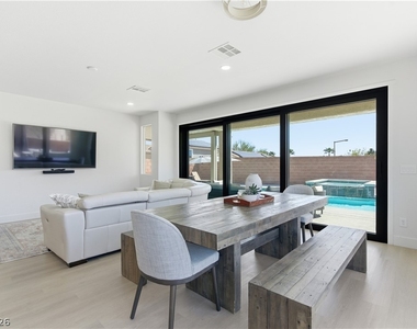 11063 Pegasus Drive - Photo Thumbnail 18