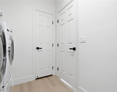 11063 Pegasus Drive - Photo Thumbnail 56