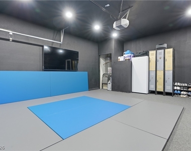 11063 Pegasus Drive - Photo Thumbnail 60