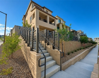 1482 Upland Sandpiper Street - Photo Thumbnail 5