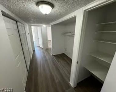 3336 Sylvia Street - Photo Thumbnail 9