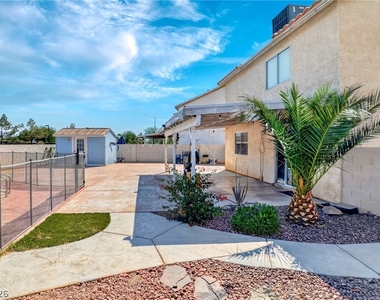 7520 Bowles Drive - Photo Thumbnail 22