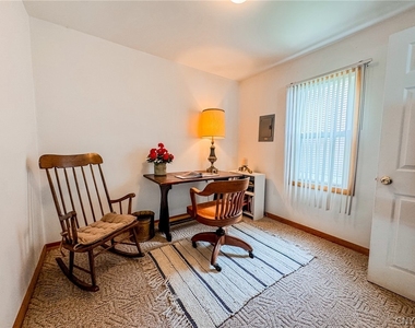 340 Poplar Beach - Photo Thumbnail 28