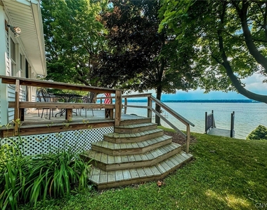 340 Poplar Beach - Photo Thumbnail 10
