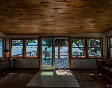 340 Poplar Beach - Photo Thumbnail 25