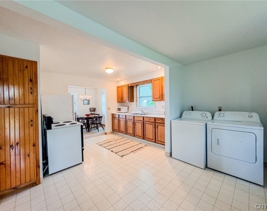 340 Poplar Beach - Photo Thumbnail 17