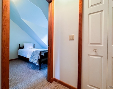 340 Poplar Beach - Photo Thumbnail 38