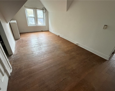 12 Tilton Avenue - Photo Thumbnail 1