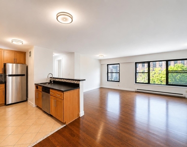 273 West 131st Street - Photo Thumbnail 2
