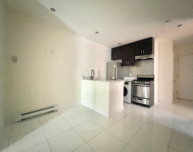 350 Manhattan Avenue - Photo Thumbnail 8
