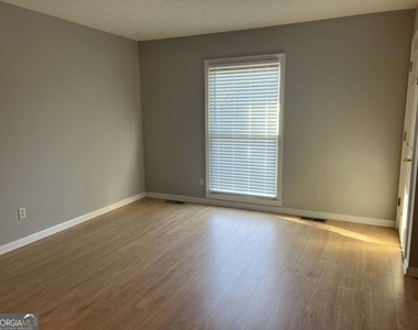 1650 Beechwood Boulevard Nw - Photo Thumbnail 1