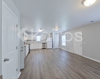 138 Amber Mill Circle - Photo Thumbnail 5