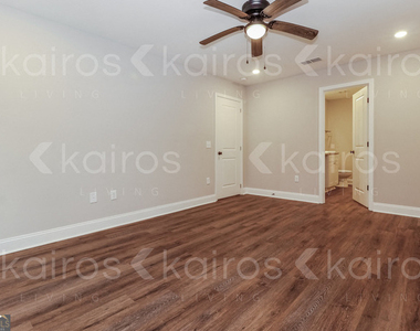 155 Cottage Grove Road - Photo Thumbnail 7