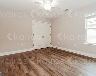 155 Cottage Grove Road - Photo Thumbnail 11