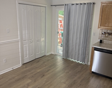 3127 Fields Drive - Photo Thumbnail 3
