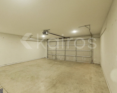132 Cottage Grove Road - Photo Thumbnail 13
