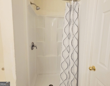 6904 Silver Bend Place - Photo Thumbnail 25